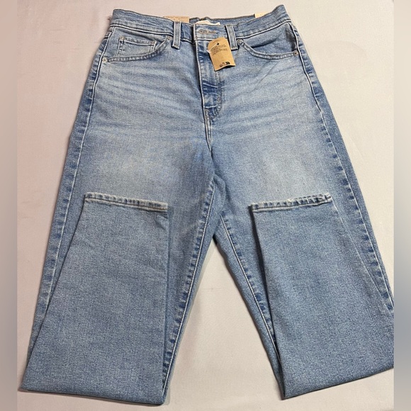 Levi's Denim - Levi Women's High Waisted Mom Jean 28X29